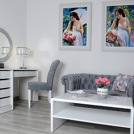 Rezydencja Mysliwska - Apartamenty コシャリン エクステリア 写真