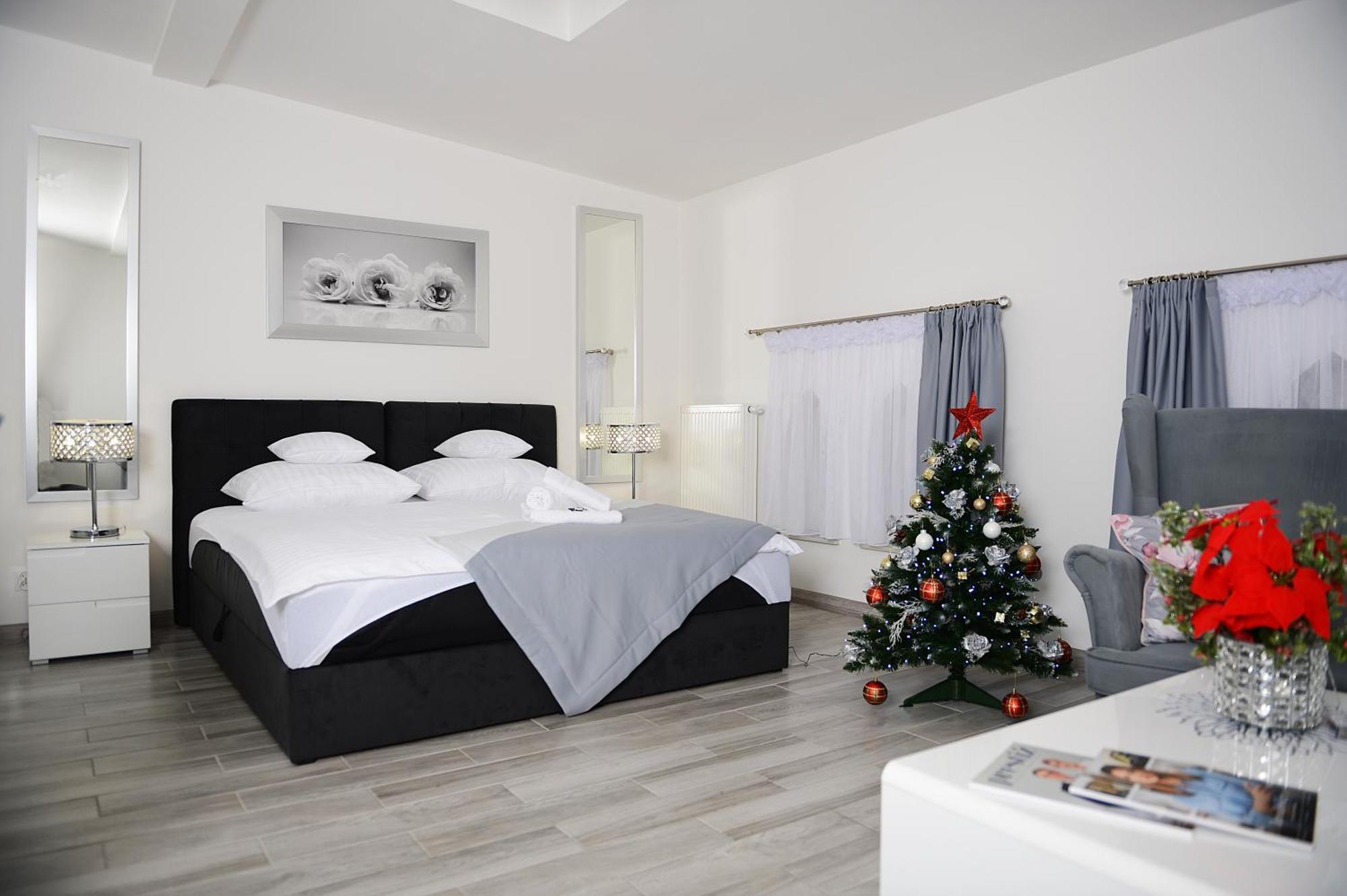 Rezydencja Mysliwska - Apartamenty コシャリン エクステリア 写真