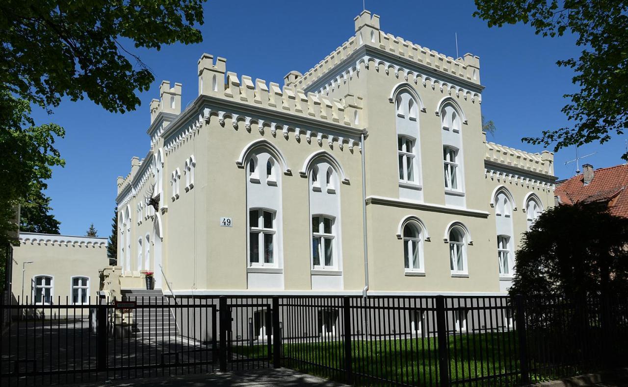 Rezydencja Mysliwska - Apartamenty コシャリン エクステリア 写真